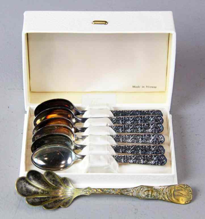 Appraisal: Piece Spoon Set Inc Chicago Fair SpoonTo include a six