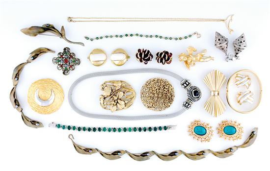 Appraisal: Costume jewelry necklaces earrings brooches bracelets some are signed and