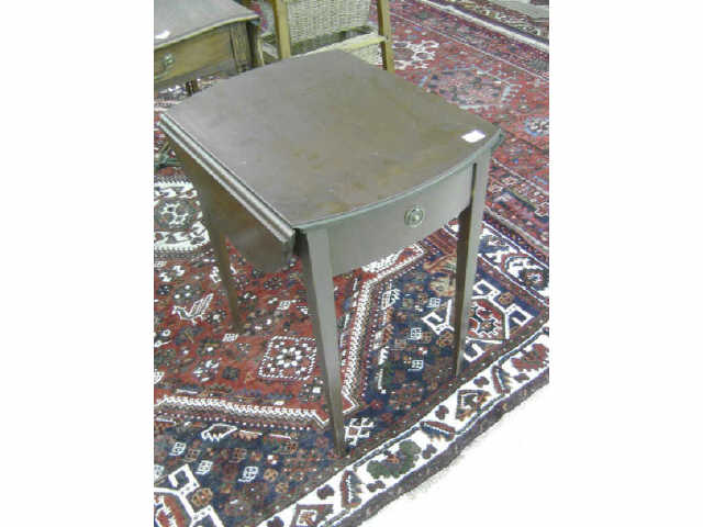 Appraisal: MAHOGANY DROP LEAF LAMP TABLE