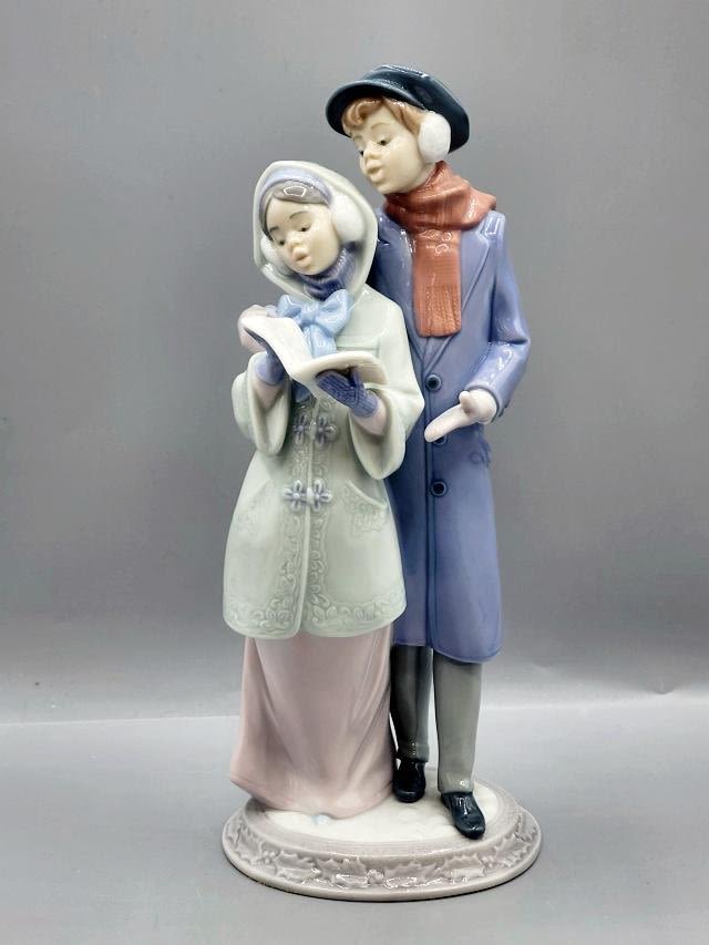 Appraisal: Lladro Christmas Melodies in its Original Box Measures about x