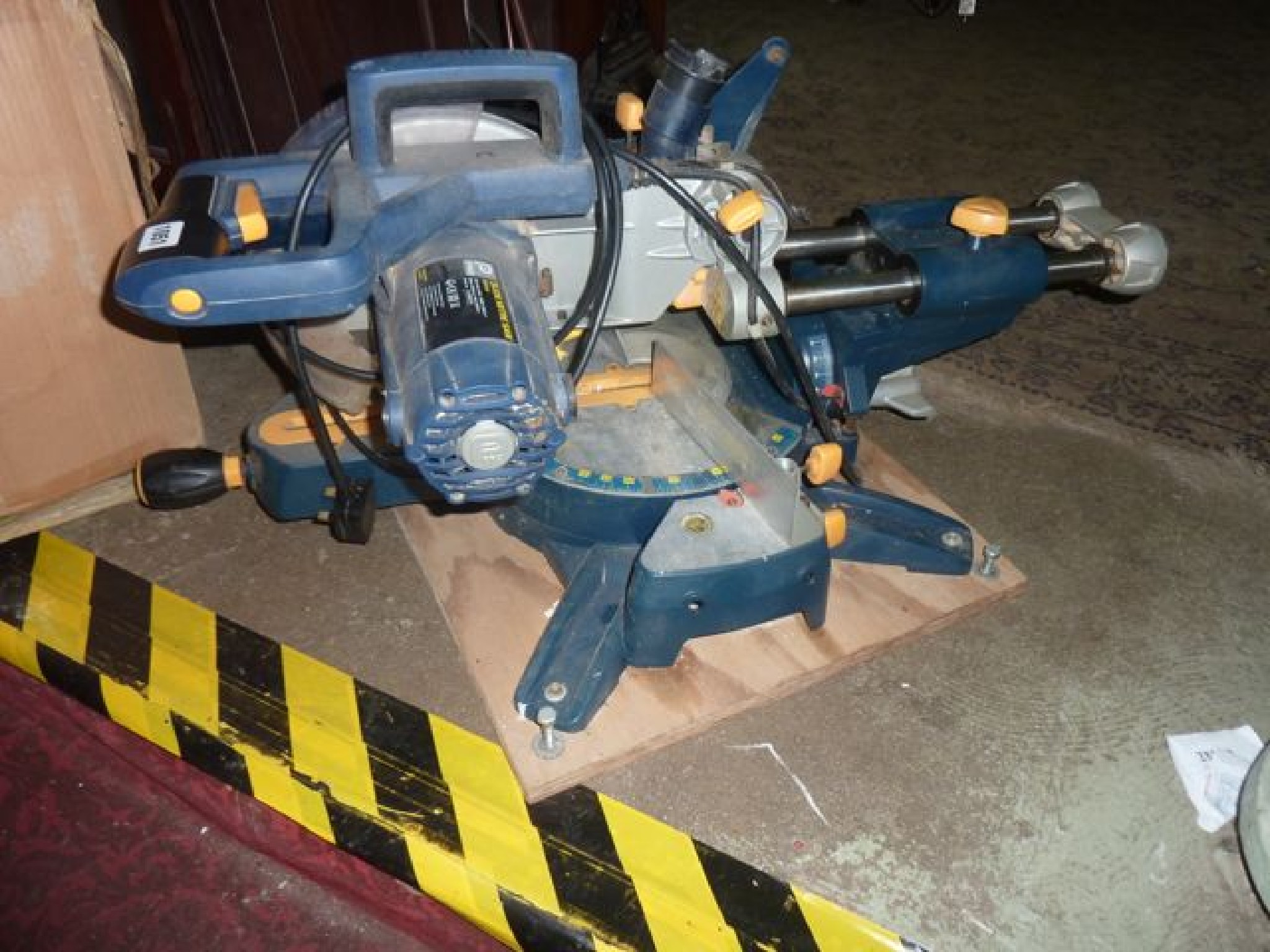 Appraisal: A Performance Pro bench top slide mitre saw watt serial