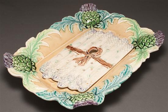 Appraisal: Continental majolica asparagus platter with mazzrine late th early th