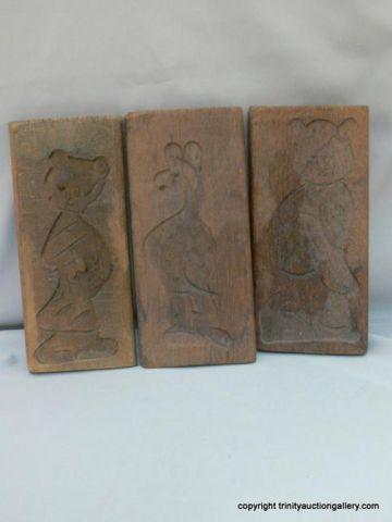 Appraisal: Lot of Wood Presses with Animal Designs - tall x