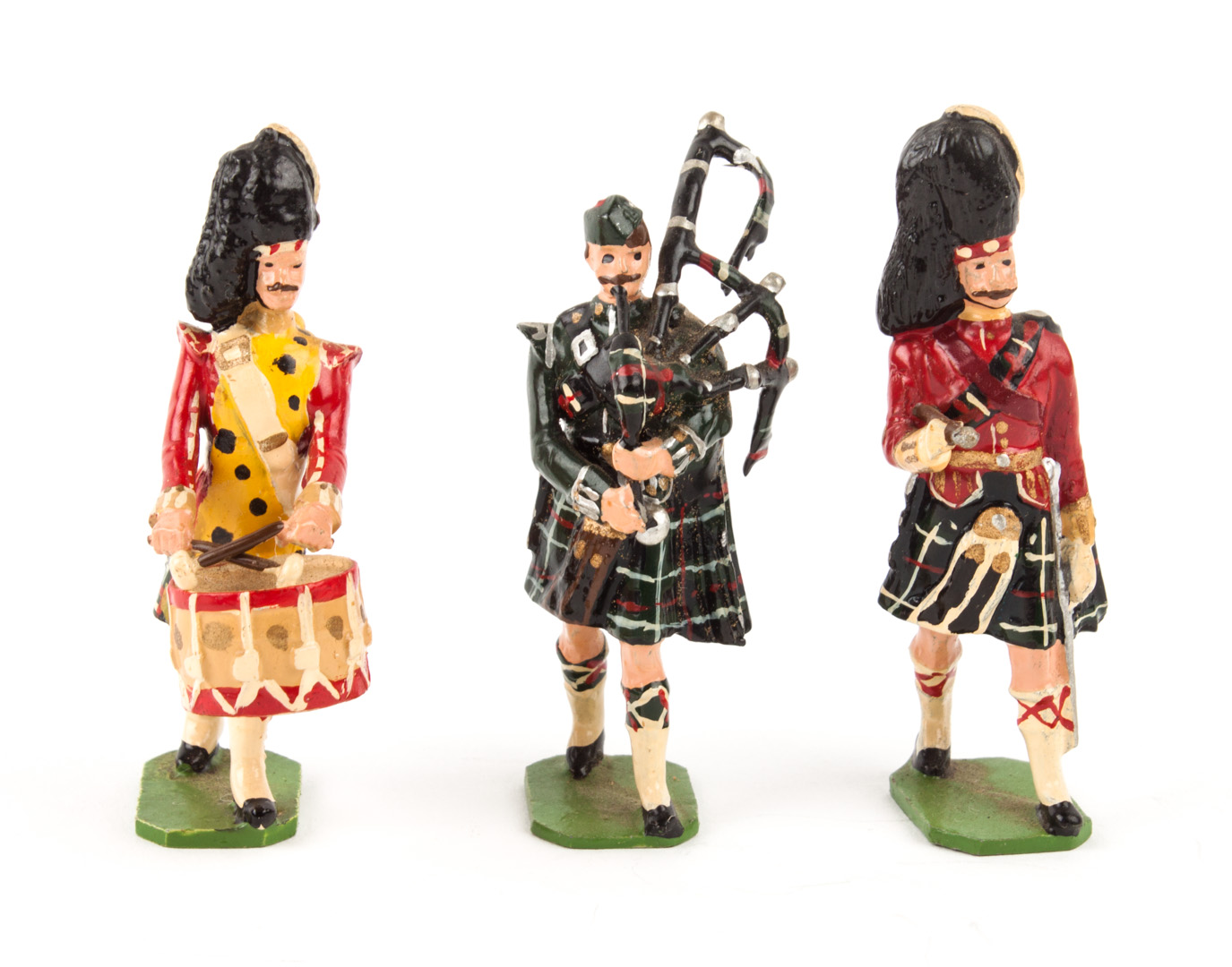 Appraisal: Three Ducal figure sets including The Seaforth Highlanders and two