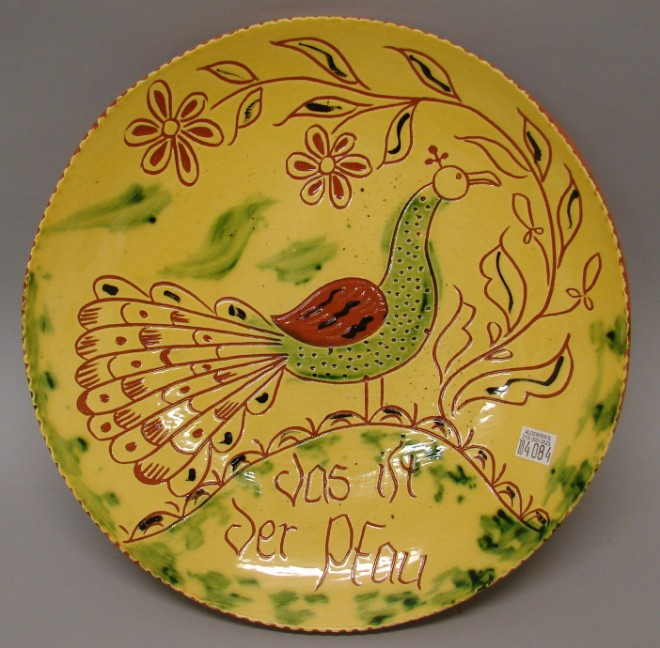 Appraisal: Charger - Bird design DAS ist DER PFAU diameter yellow