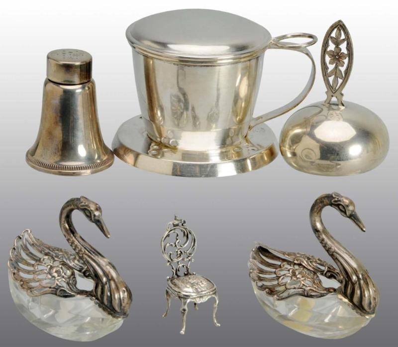 Appraisal: Lot of Sterling Silver Pieces Description Includes one dinner bell