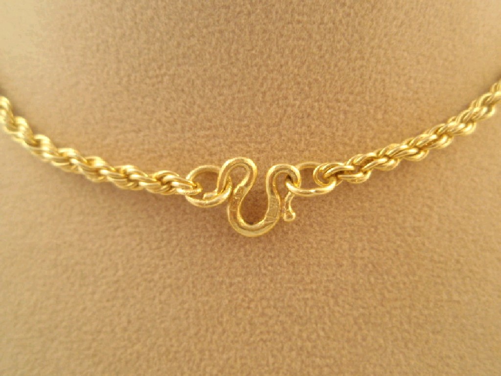 Appraisal: A high grade yellow metal rope link chain untested g