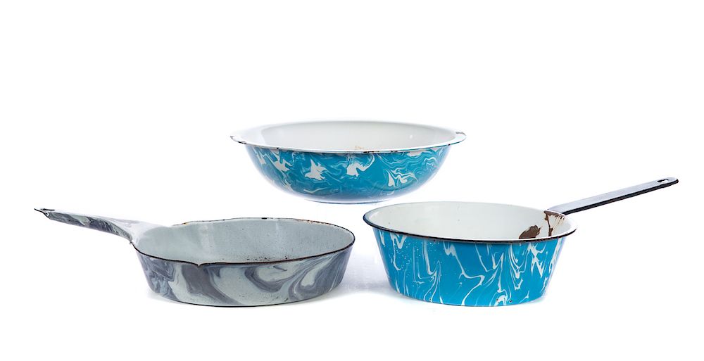 Appraisal: Blue Purple and White Graniteware Pans Good condition with normal