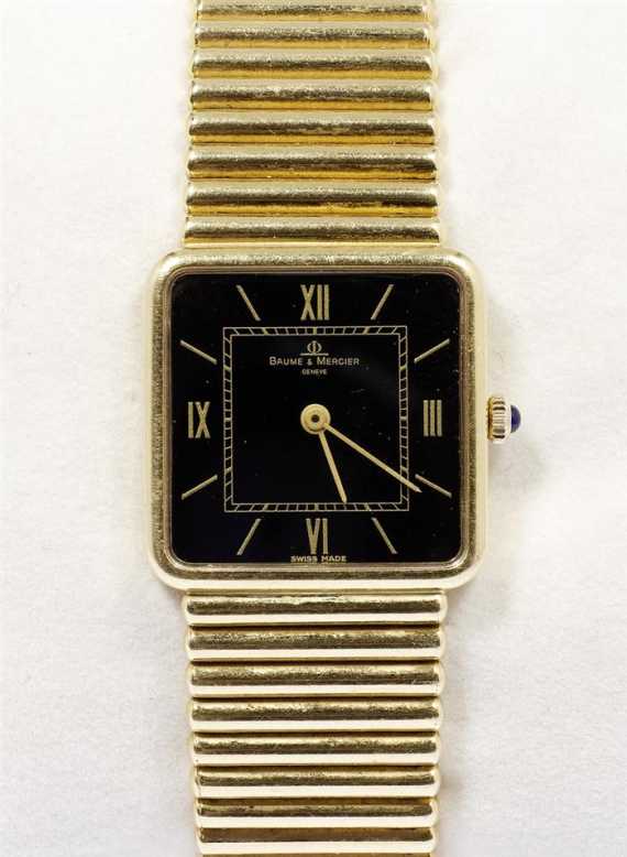 Appraisal: WRISTWATCH BAUME MERCIER s Yellow gold g Ref Square case