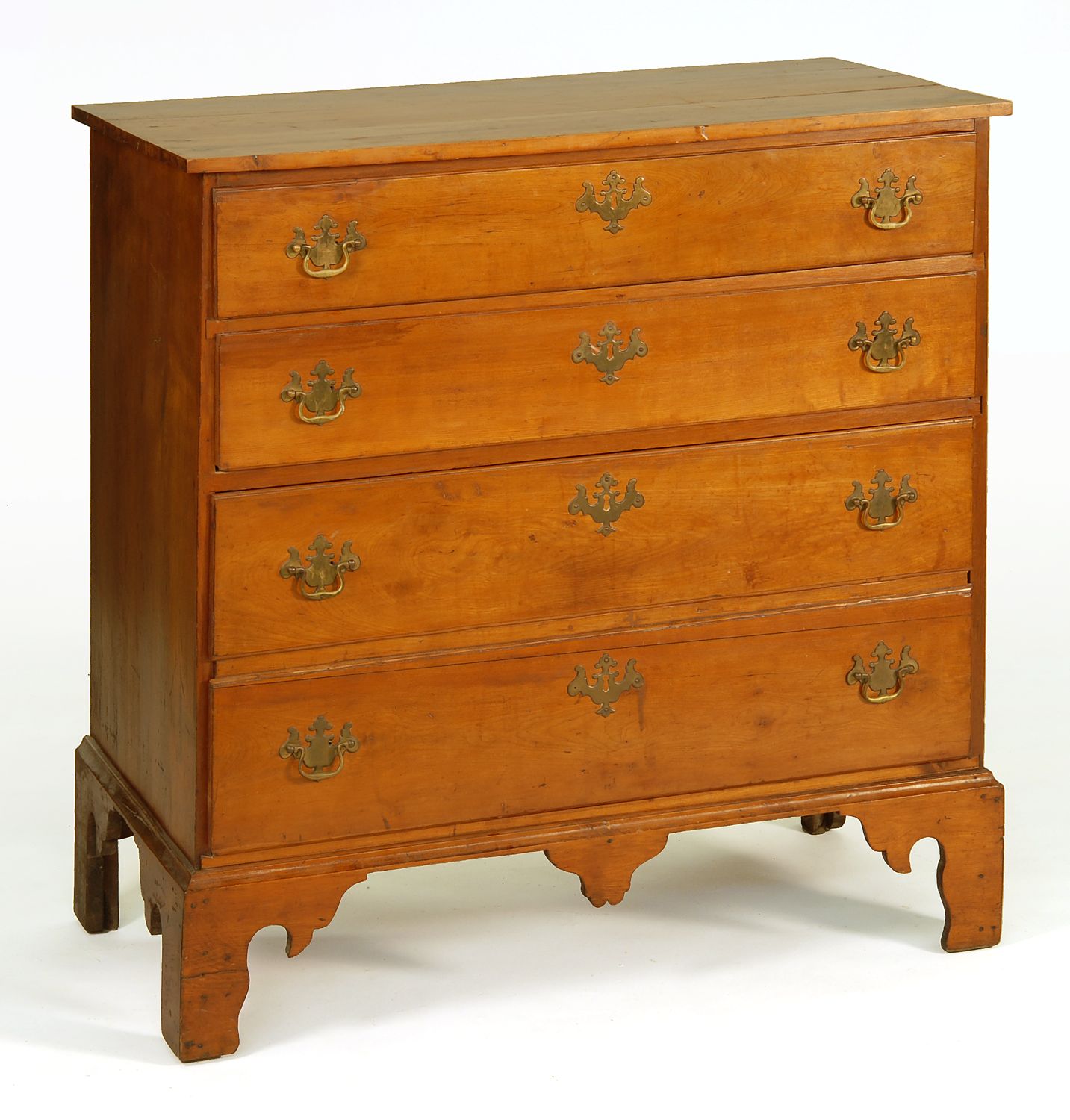 Appraisal: ANTIQUE AMERICAN CHIPPENDALE THREE-DRAWER CHEST Circa In cherry with graduated