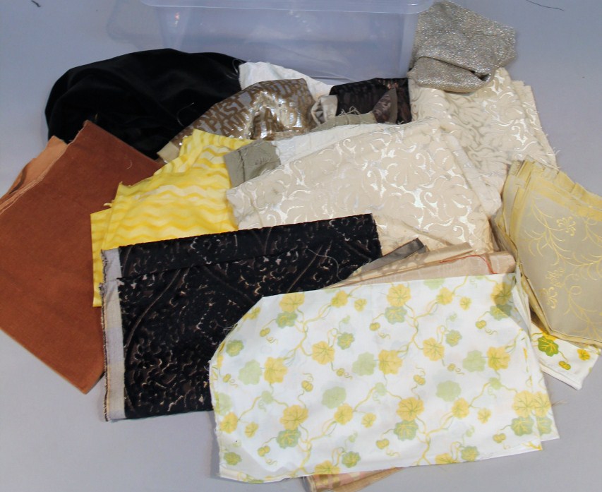 Appraisal: Various patterned and textured fabrics lengths of cloth etc to