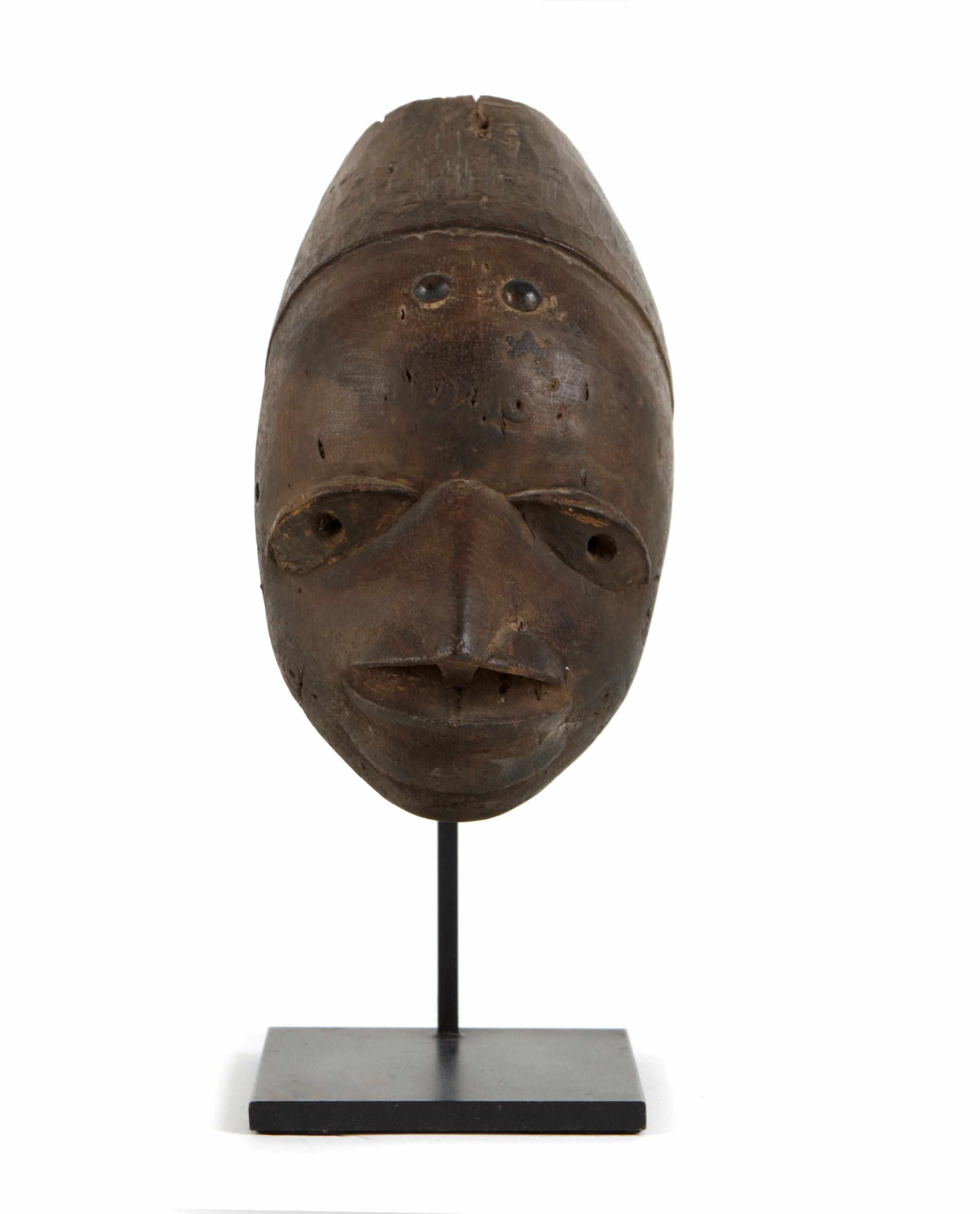 Appraisal: A Yoruba trophy head height in