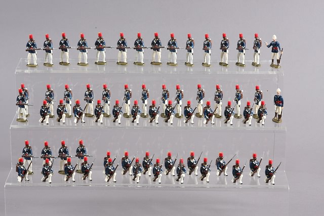 Appraisal: Lot of metal figures representing Sudanese Infantry standing and kneeling