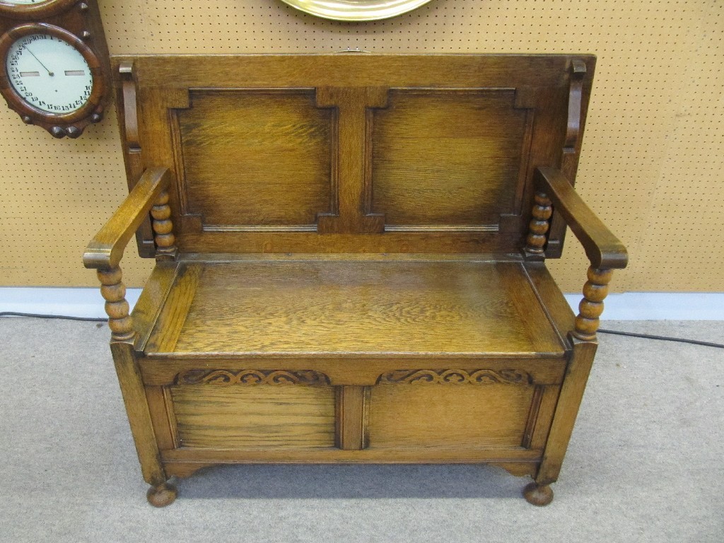 Appraisal: Oak monks bench