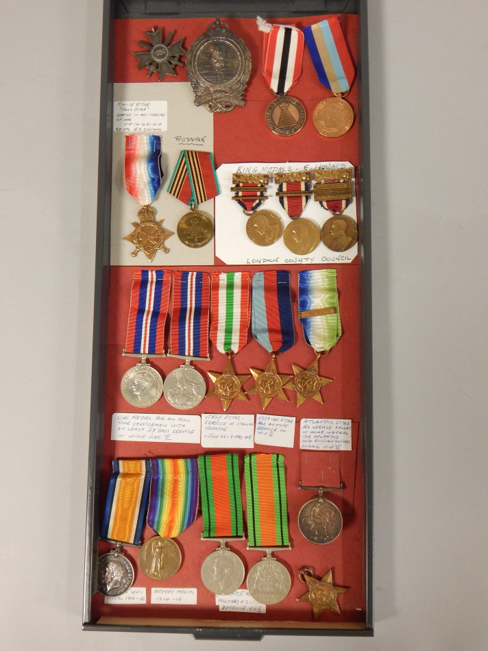 Appraisal: Various medals to include a First World War Mons Star