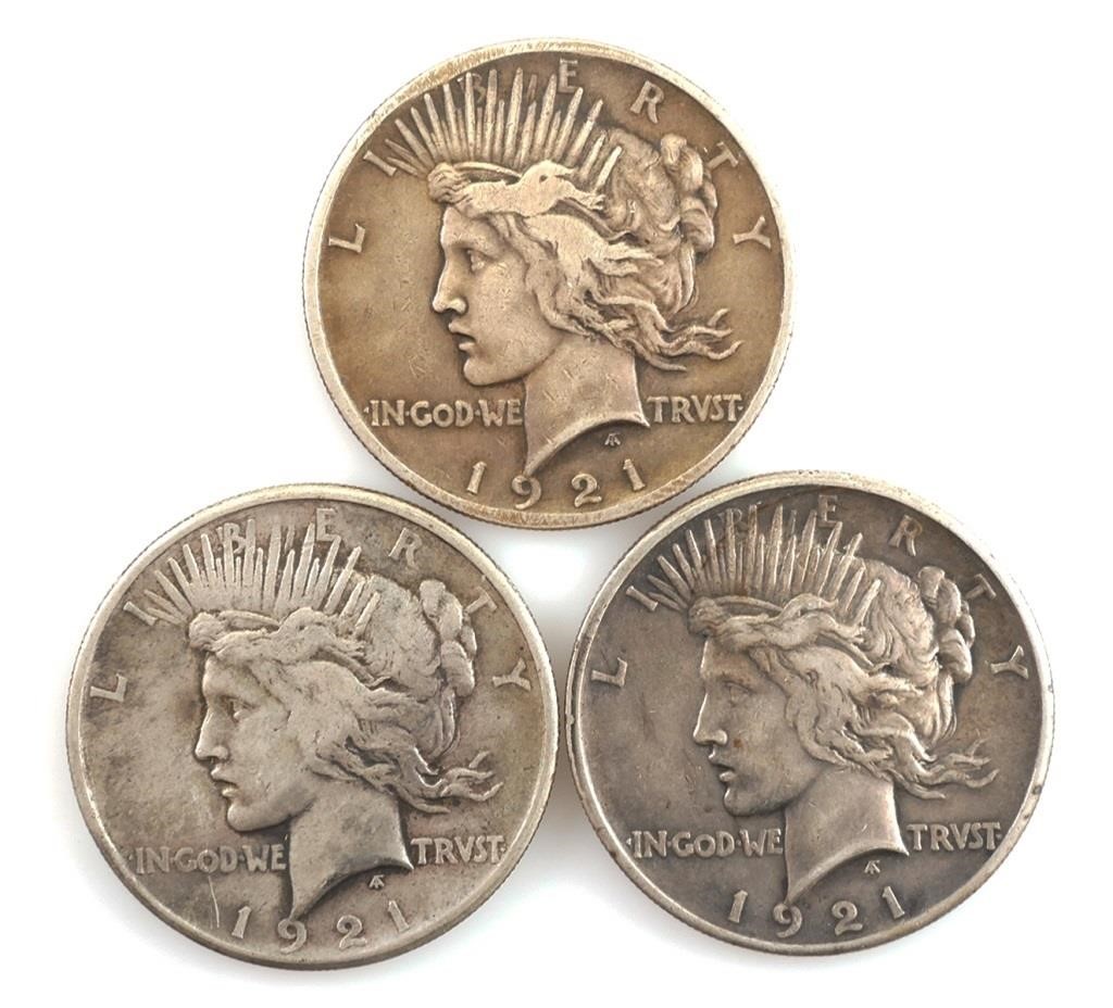 Appraisal: PEACE SILVER DOLLARSGroup lot of three US Peace Silver Dollars