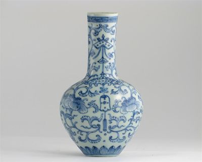 Appraisal: A Chinese blue and white bottle shaped wall vase painted