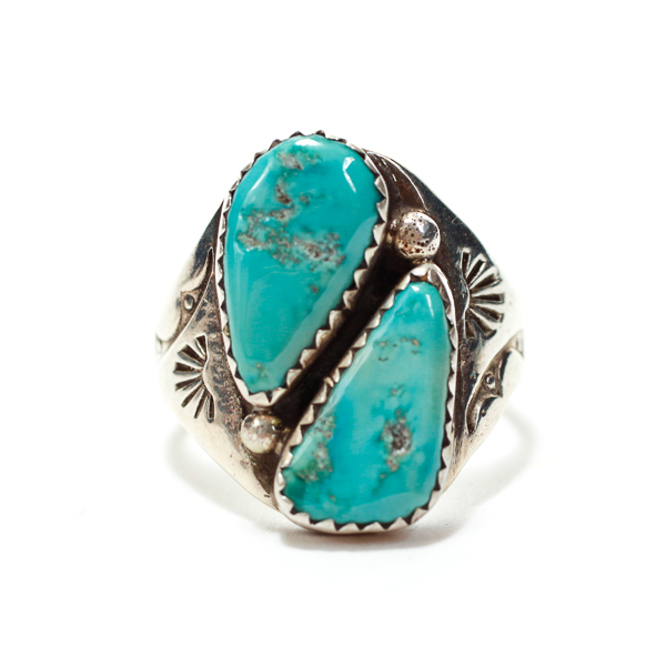 Appraisal: Vintage Native American Indian sterling silver ring with dual turquoise