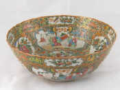 Appraisal: A Chinese ceramic bowl finely enamelled with birds and figures