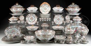 Appraisal: EXTENSIVE FAMILLE ROSE PORCELAIN DINNER SERVICE EXTENSIVE FAMILLE ROSE PORCELAIN