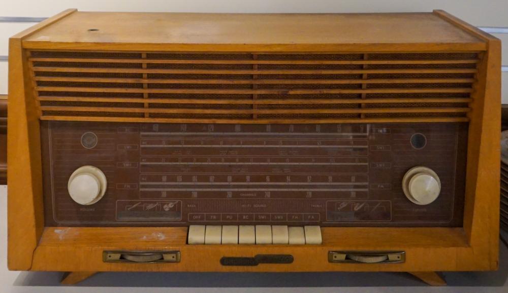 Appraisal: GRUNDIG MAJESTIC TABLE RADIO MODEL Grundig Majestic Table Radio Model