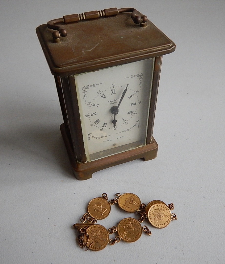 Appraisal: A Bayard French day mantel clock in brass case and