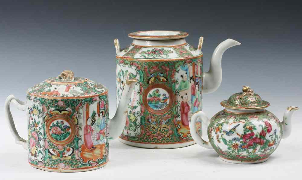 Appraisal: TEA POT LOT - Chinese export tea pots with mandarin