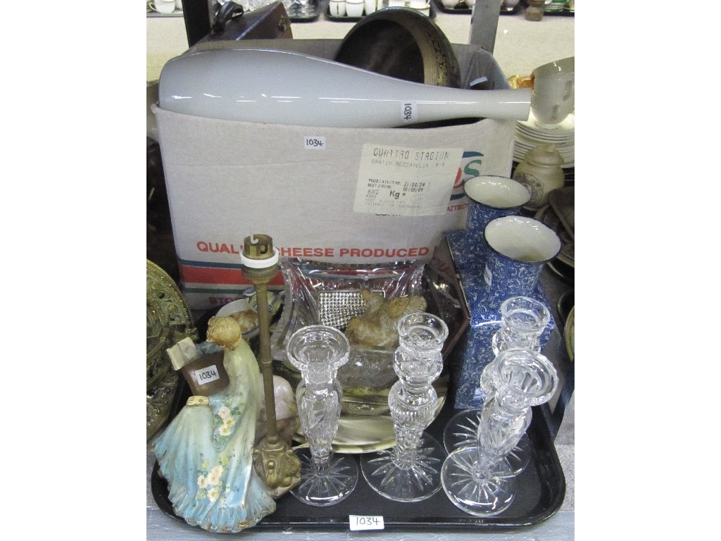 Appraisal: Lot comprising a tray and a box of assorted ceramics