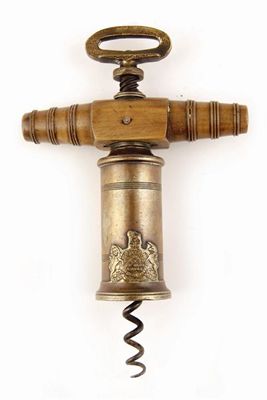 Appraisal: A Thomason patent no corkscrew with turned fruitwood raising handle