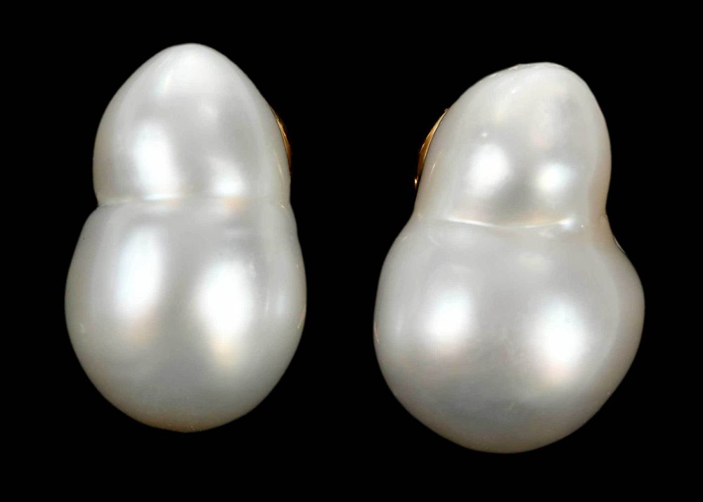 Appraisal: kt Pearl Earclips each with one irregular shaped pearl approx