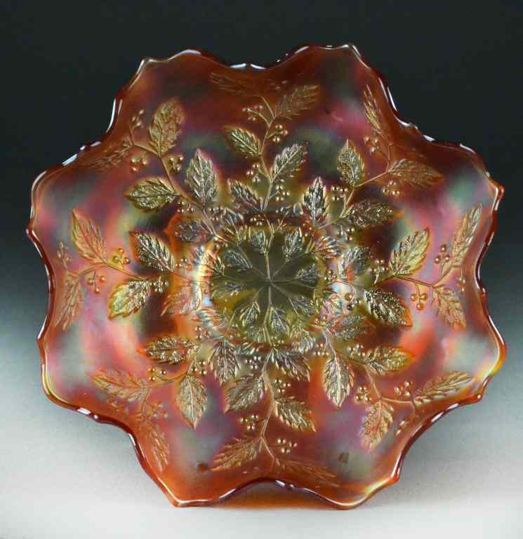 Appraisal: Carnival Glass Bowl - Holly BerryScalloped and rippled rim with