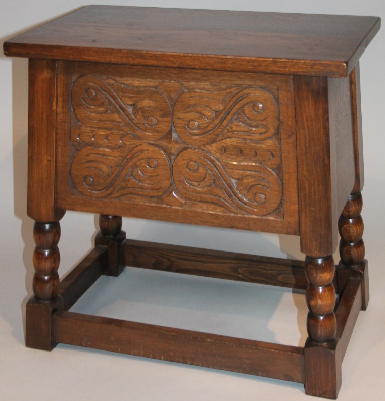 Appraisal: A modern Old Charm style dark wood sewing box the