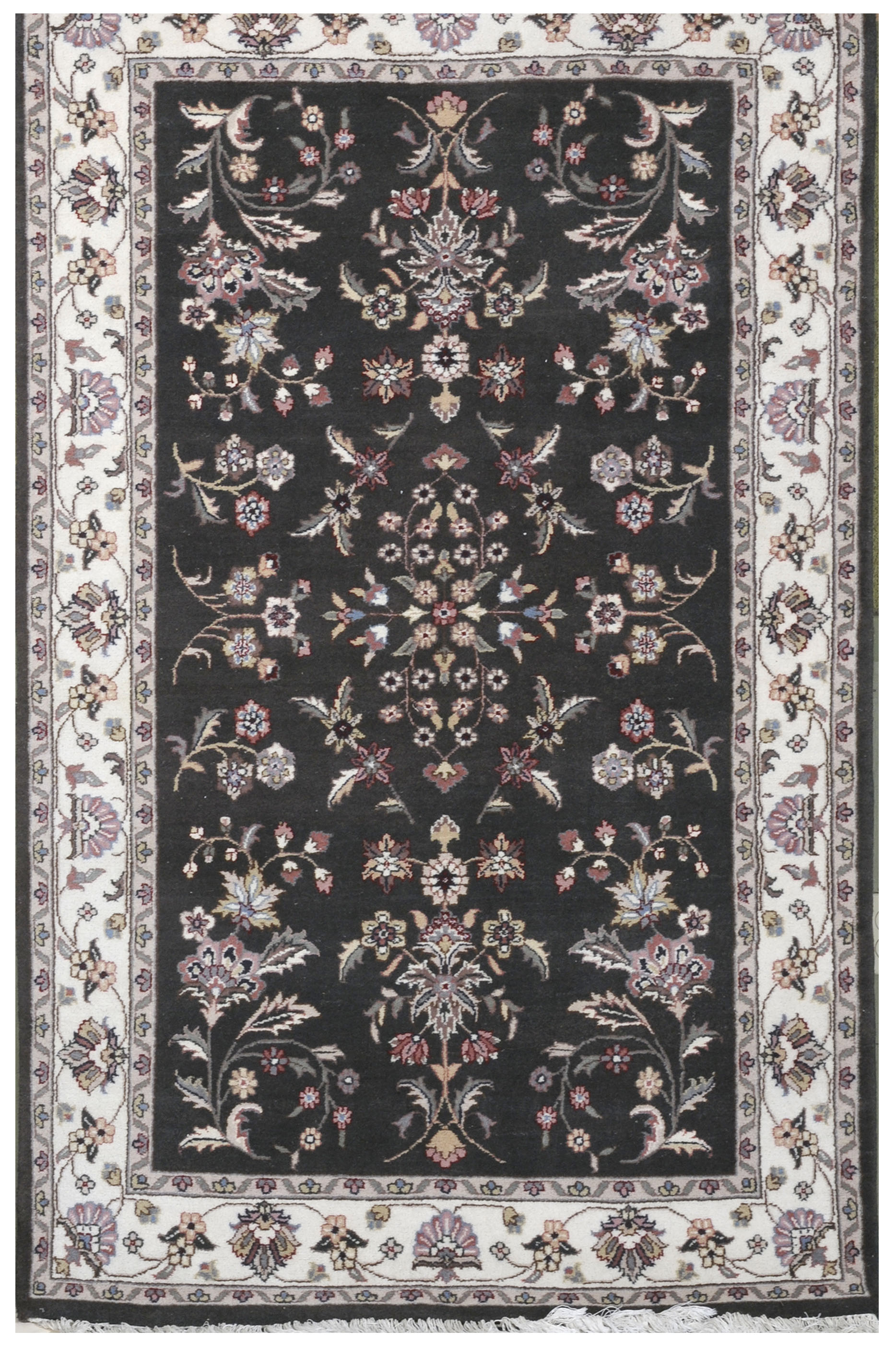 Appraisal: ORIENTAL RUG SAROUK DESIGN ' x ' A symmetrical arrangement