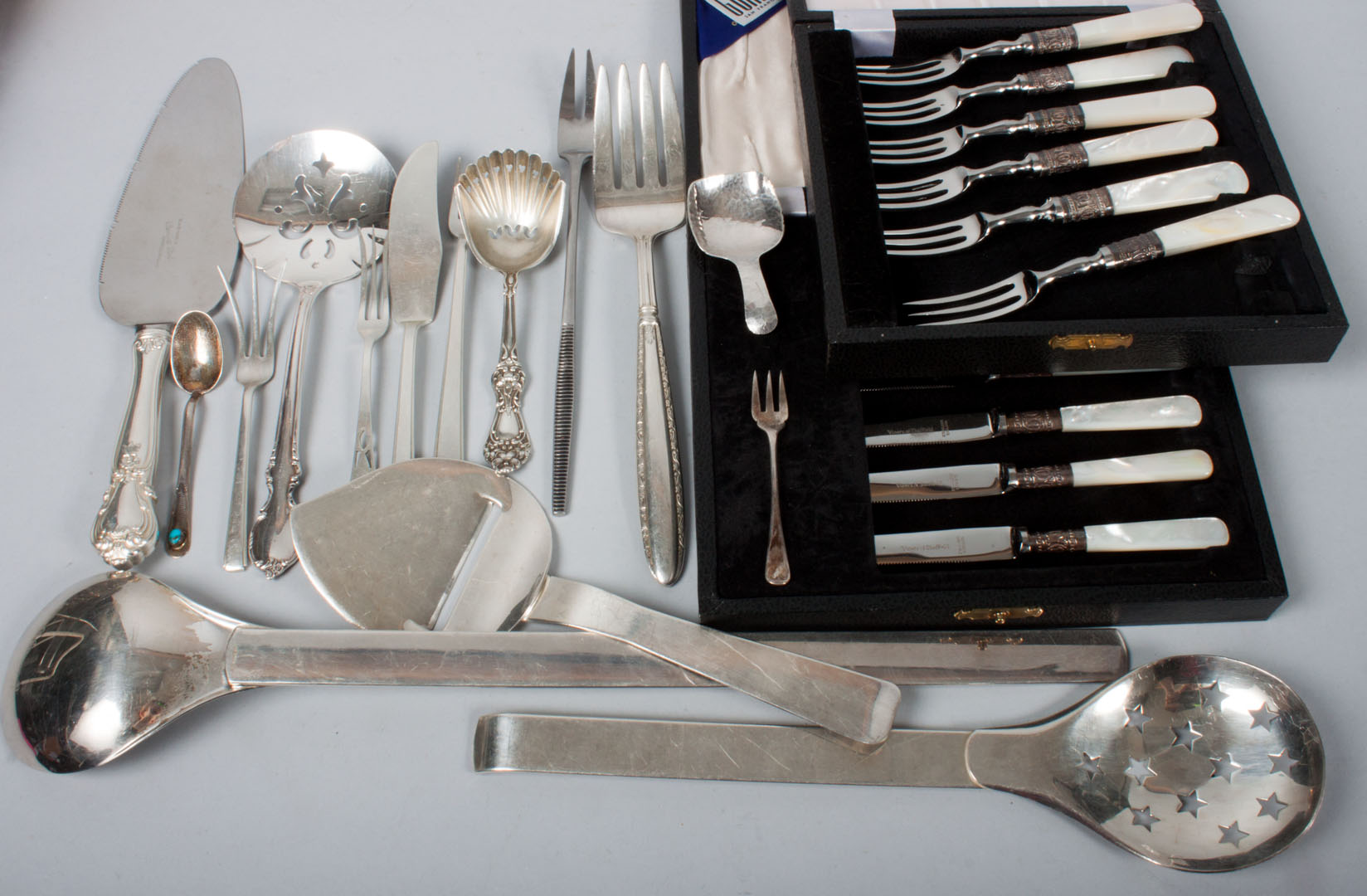 Appraisal: Assorted sterling silver flatware ten pieces including bonbon spoon master