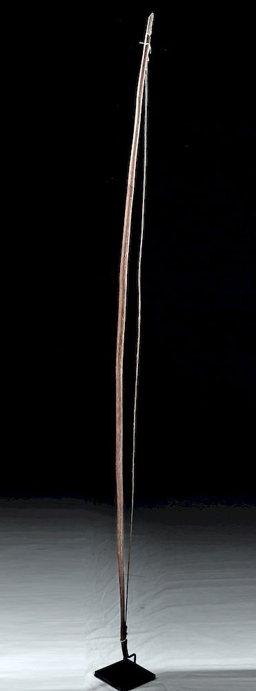 Appraisal: Early th C Papua New Guinea Wooden Bow Oceania Papua