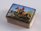 Appraisal: A silver pill box the lid with porcelain hunting scene