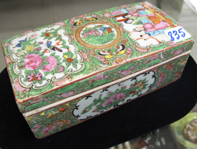 Appraisal: A CHINESE ROSE MEDALLION PORCELAIN BOX hand enameled panels of