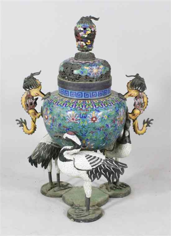 Appraisal: A large Chinese cloisonne enamel censer and cover early th