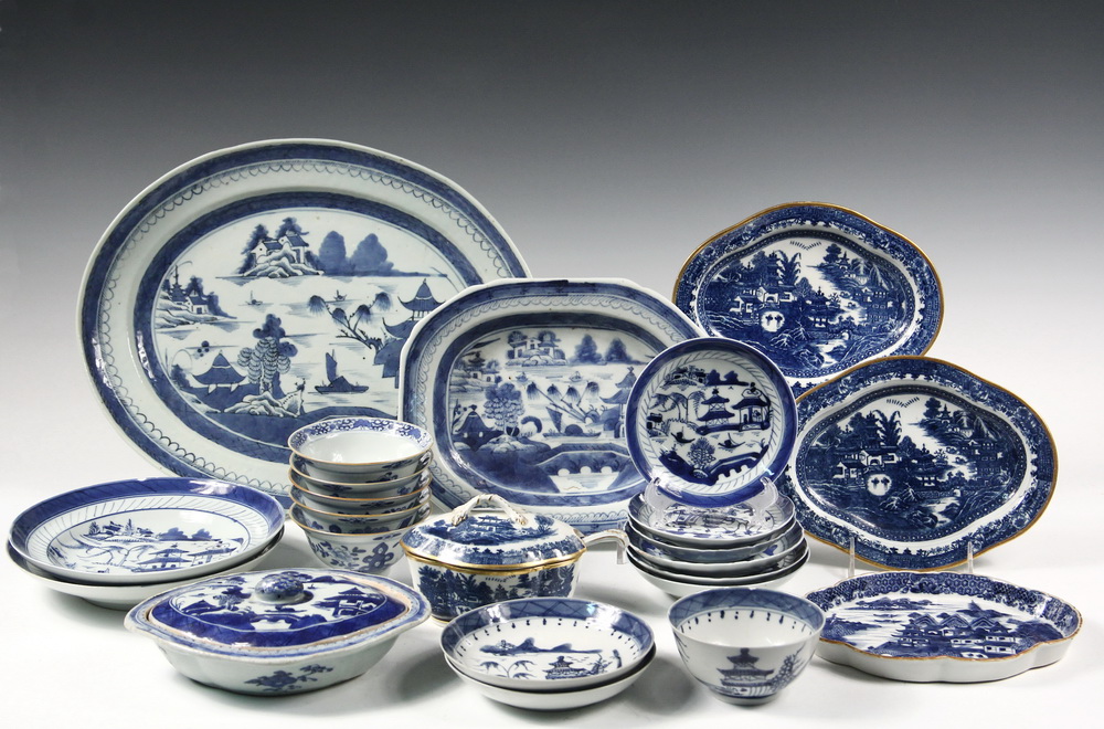 Appraisal: PCS BLUE WHITE CHINA - Including with gilt edge Pair