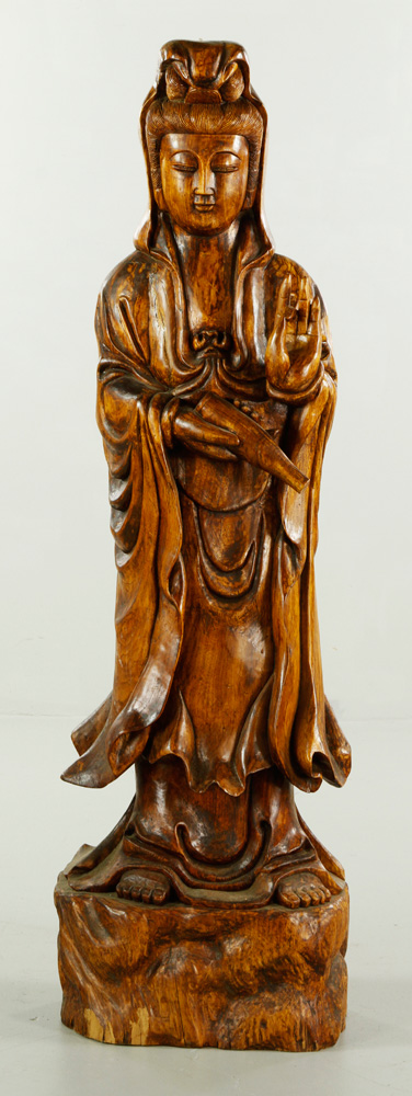 Appraisal: - Antique Chinese Carved Figure Antique Chinese carved Kwan Yin