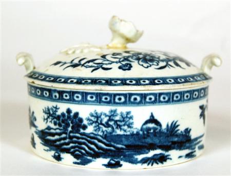 Appraisal: A first period Worcester butter tub and cover circa decorated