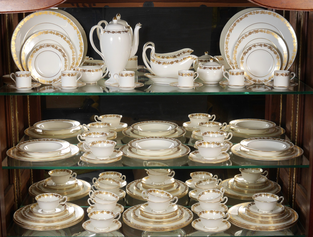 Appraisal: WEDGWOOD FINE CHINA IN THE WHITEHALL PATTERN White rim and