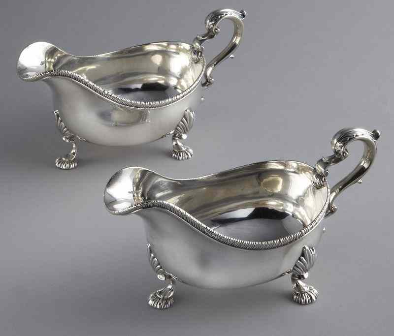 Appraisal: Pr English sterling silver William Elliot sauceboats Marks for William