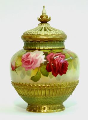 Appraisal: A ROYAL WORCESTER PORCELAIN POT POURRI VASE of bellied form