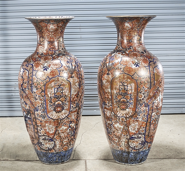 Appraisal: Pair of large Japanese Imari vases x each approx Condition