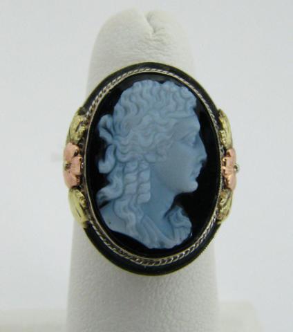 Appraisal: K White Gold black cameo filigree ring with rose gold