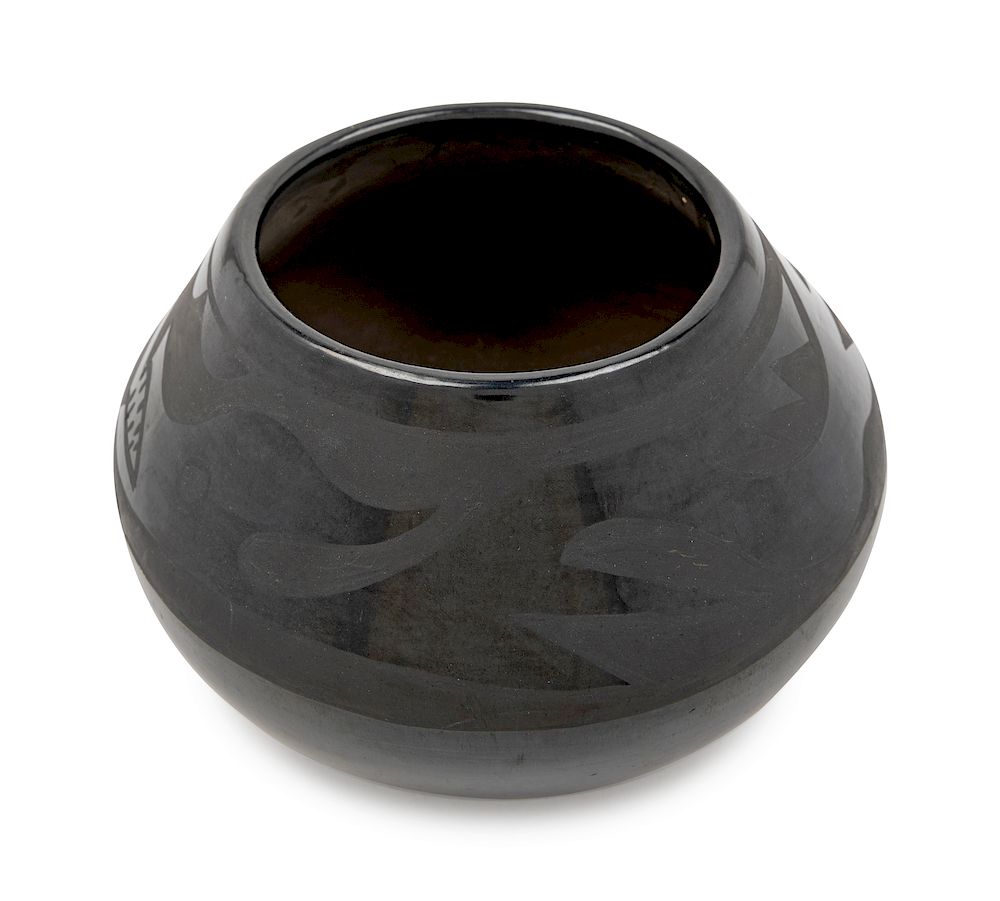 Appraisal: A Santa Clara Pueblo Black Pottery Vase PETRA A Santa