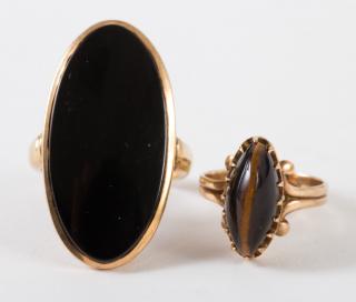 Appraisal: K large oval black onyx measuring in L by in