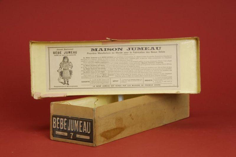 Appraisal: Bebe Jumeau Box An original box for a size Tete