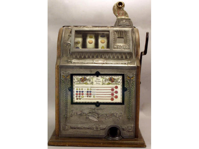 Appraisal: Mills Liberty Bell cent slot machine cast front with oak